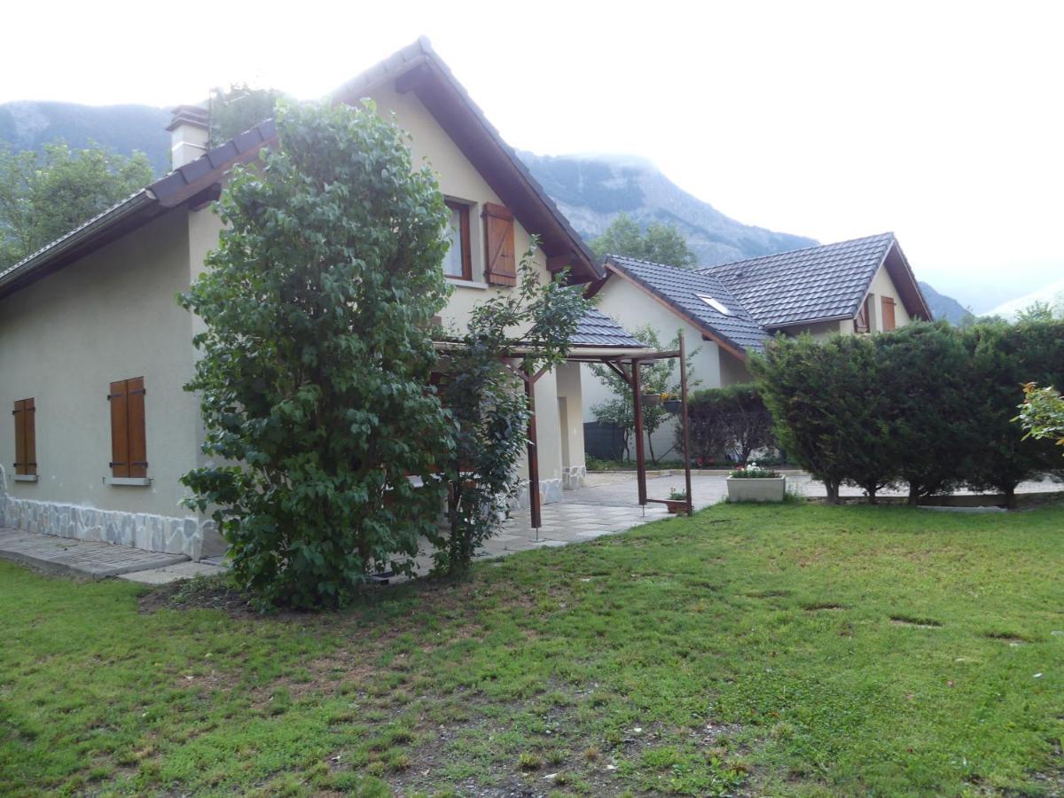 Chalet Les Myosotis Le Bourg-dʼOisans Eksteriør billede